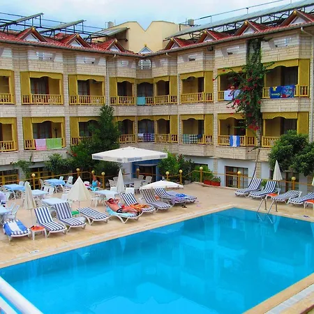 Mr Crane Hotel